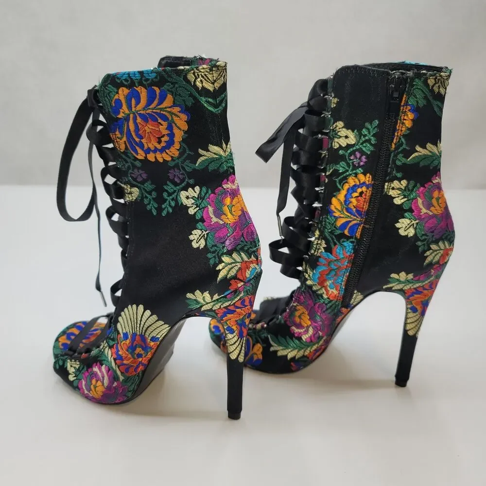 Steve Madden Fuego Embroidered Floral Lace-Up Peep-Toe Stiletto Booties Size 7